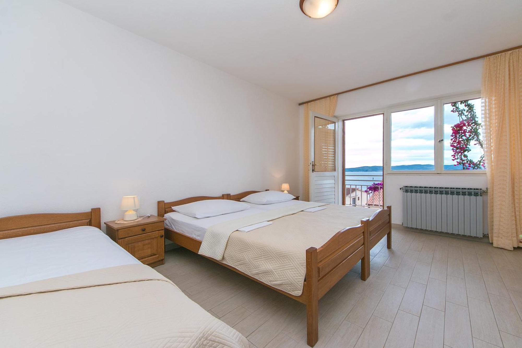 Apartments And Rooms By The Sea Brela, Makarska - 2752 Экстерьер фото