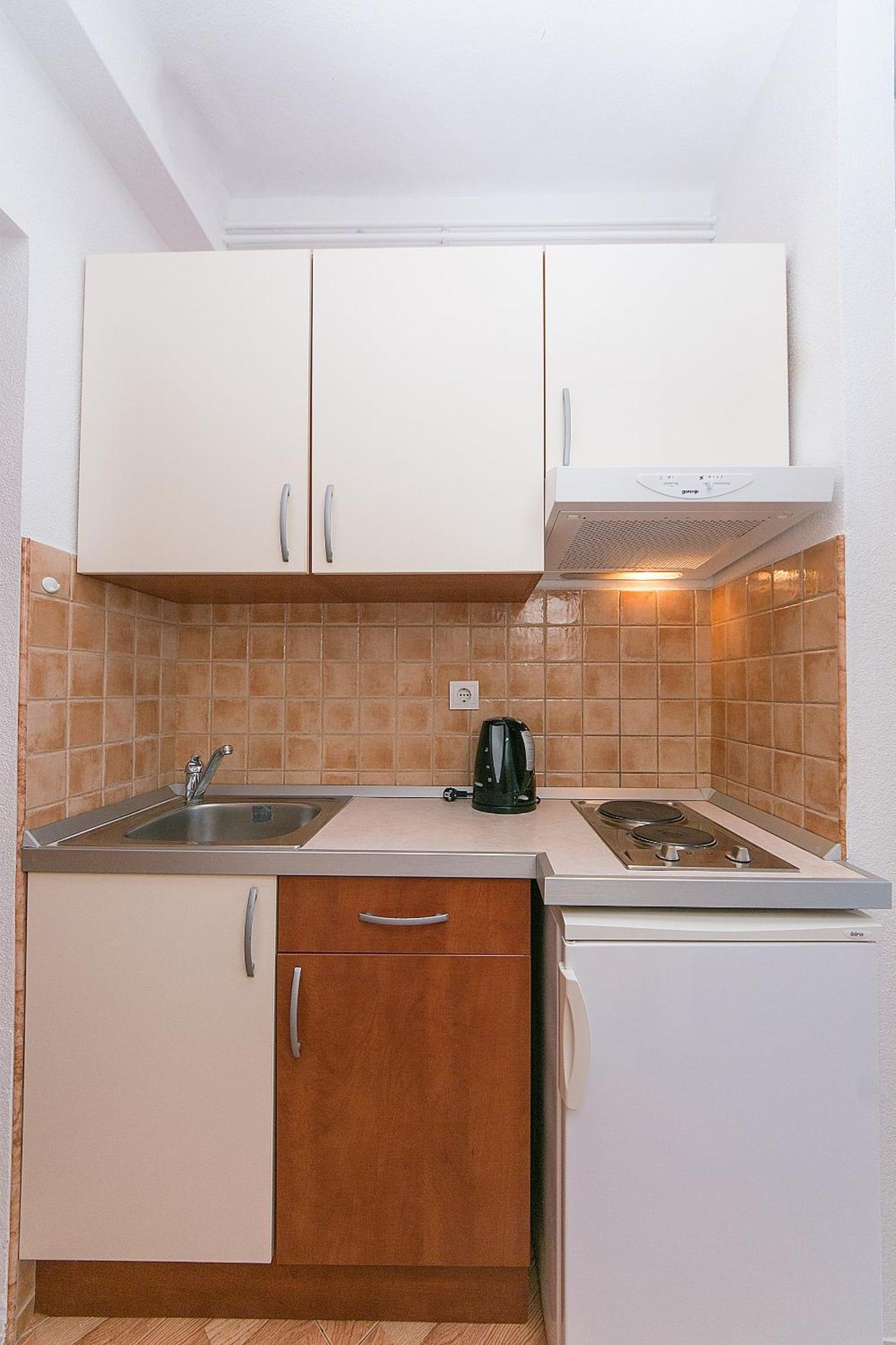 Apartments And Rooms By The Sea Brela, Makarska - 2752 Экстерьер фото
