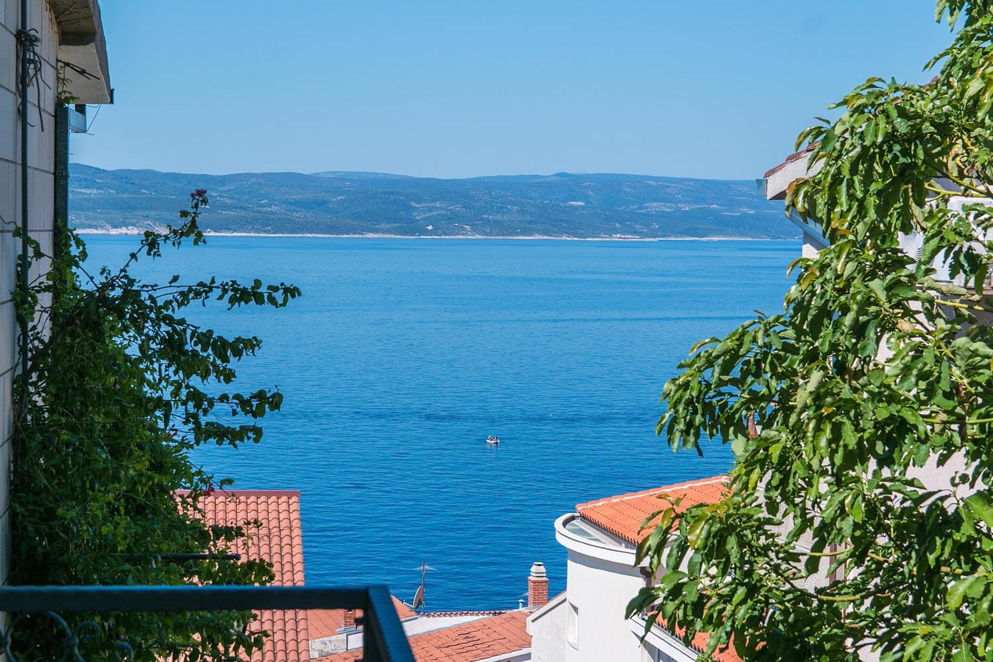 Apartments And Rooms By The Sea Brela, Makarska - 2752 Экстерьер фото